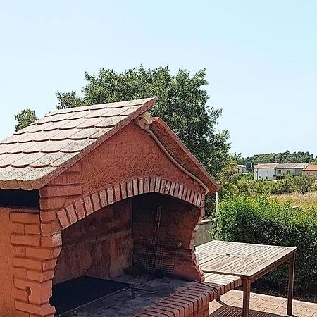 Apartmani Katarina Mundanije エクステリア 写真