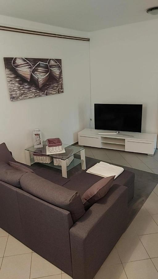Apartmani Katarina Mundanije エクステリア 写真