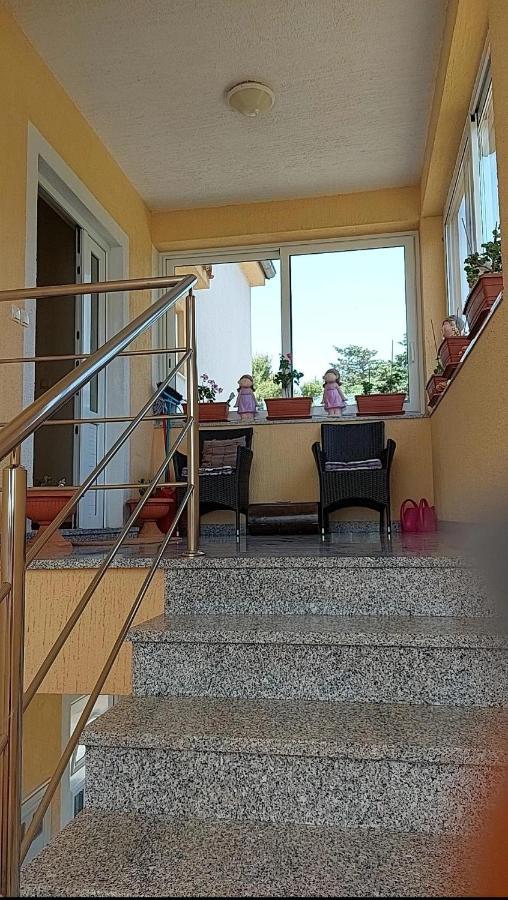Apartmani Katarina Mundanije エクステリア 写真
